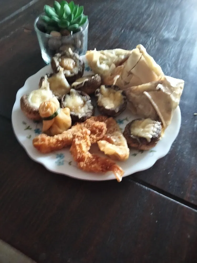 Nems Thaï Salade Chinoise Aux Crevettes